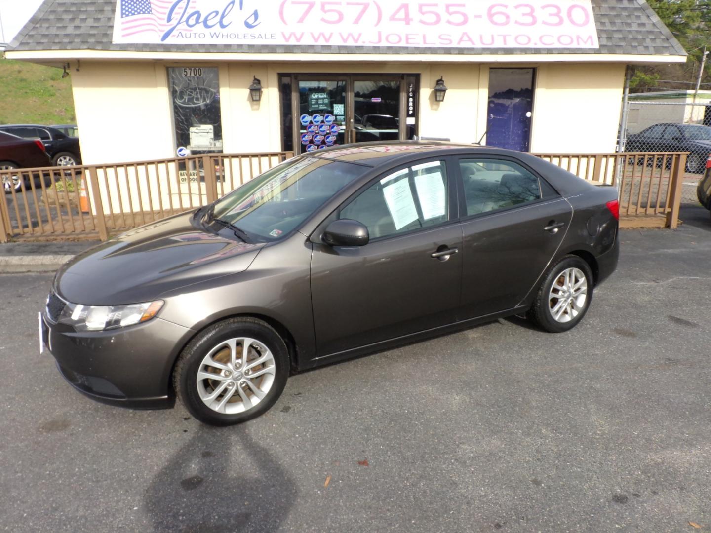 2011 Gray Kia Forte (KNAFU4A28B5) , located at 5700 Curlew Drive, Norfolk, VA, 23502, (757) 455-6330, 36.841885, -76.209412 - Photo#0